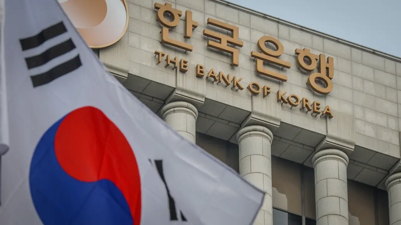 行业动态 | 韩国央行意外降息 25 个基点，微软疑遭 FTC 大范围反垄断调查