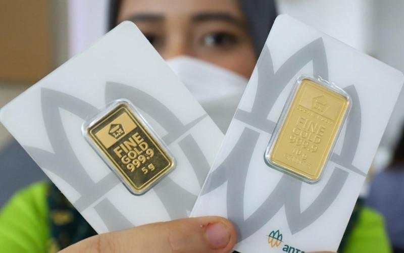 Harga Emas Antam (ANTM) Hari Ini Turun Jadi Rp1.526.000 per Gram