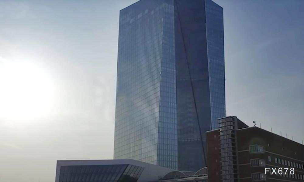 坚持关税威胁?特朗普表示欧盟必须在贸易最后通牒中购买美国原油和天然气