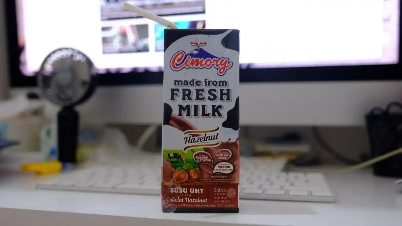 feed image