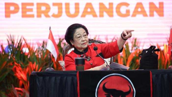 Megawati Dapat Laporan Harga Pupuk Mahal hingga Dioplos