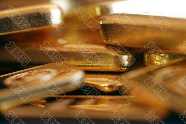 金价逼近3000美元 中国黄金买家被迫离场观望