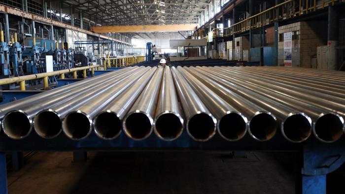 Industri Lokal Rugi Gegara Dumping, Korsel Bakal Pajaki Baja China 38%