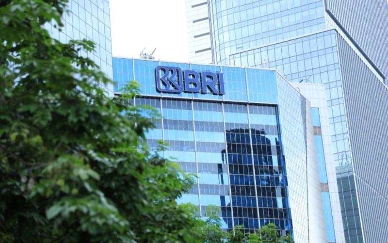 Dikepung Tren Pelemahan dan Rencana Buyback, Begini Proyeksi Saham BBRI Versi Analis
