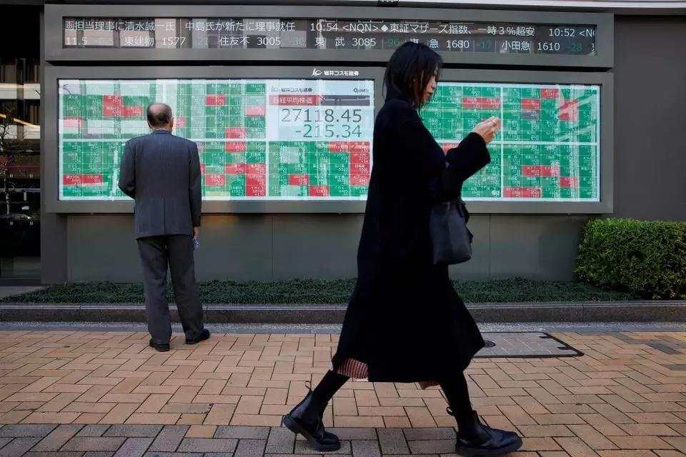 Bursa Asia Melemah, Tertekan Sentimen Tarif AS