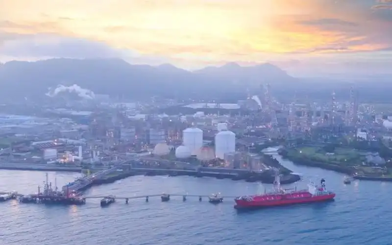 TPIA Sebut Akuisisi Aset Shell di Singapura Masuki Tahap Akhir