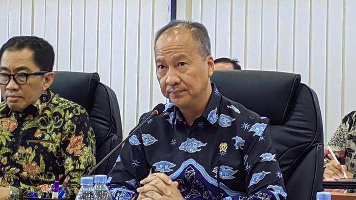 Menperin Buka Suara Respons Pabrik Tutup Berujung PHK