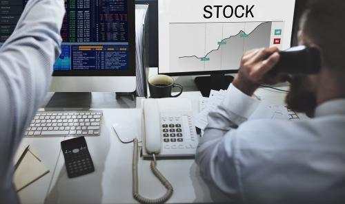 Aksi Emiten Hari Ini, Ada RUPS dengan Agenda Stock Split