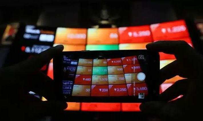 IHSG Dibuka Melemah ke 6.596, Mayoritas Sektor Merah