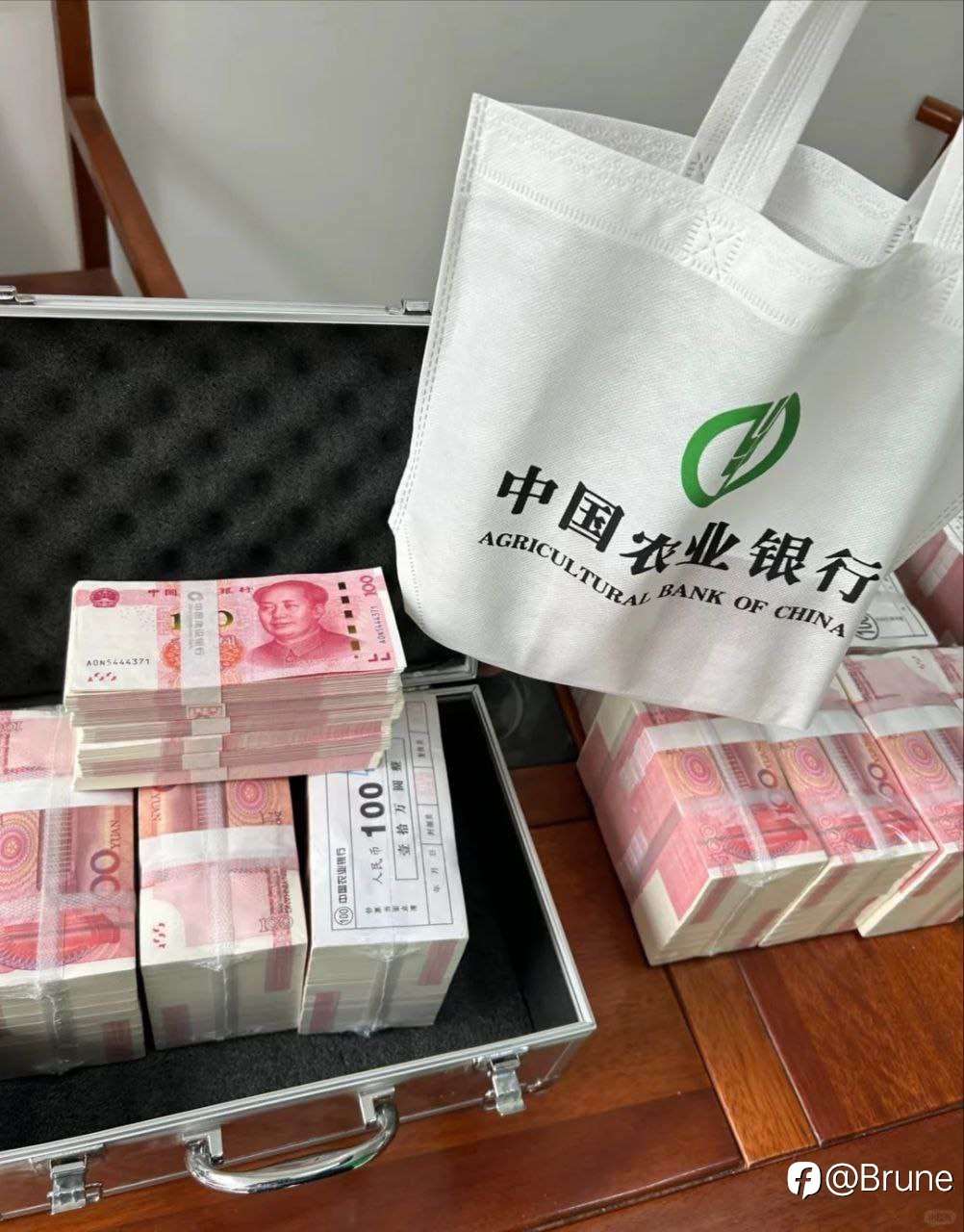 💥【紧急方案】大额外汇出金遇冻卡?秒变现金✅安全无忧!
