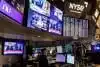 Investor Hadapi Ketidakpastian Tarif Trump, Wall Street Ditutup Melemah