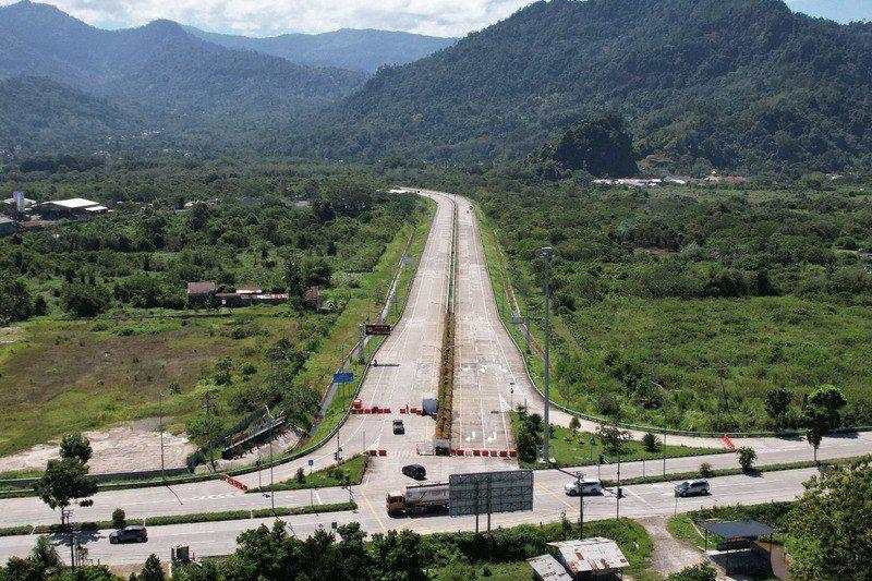 SIG (SMGR) Pasok 88 Ribu Ton Bahan Bangunan untuk Proyek Tol Padang Sicincin
