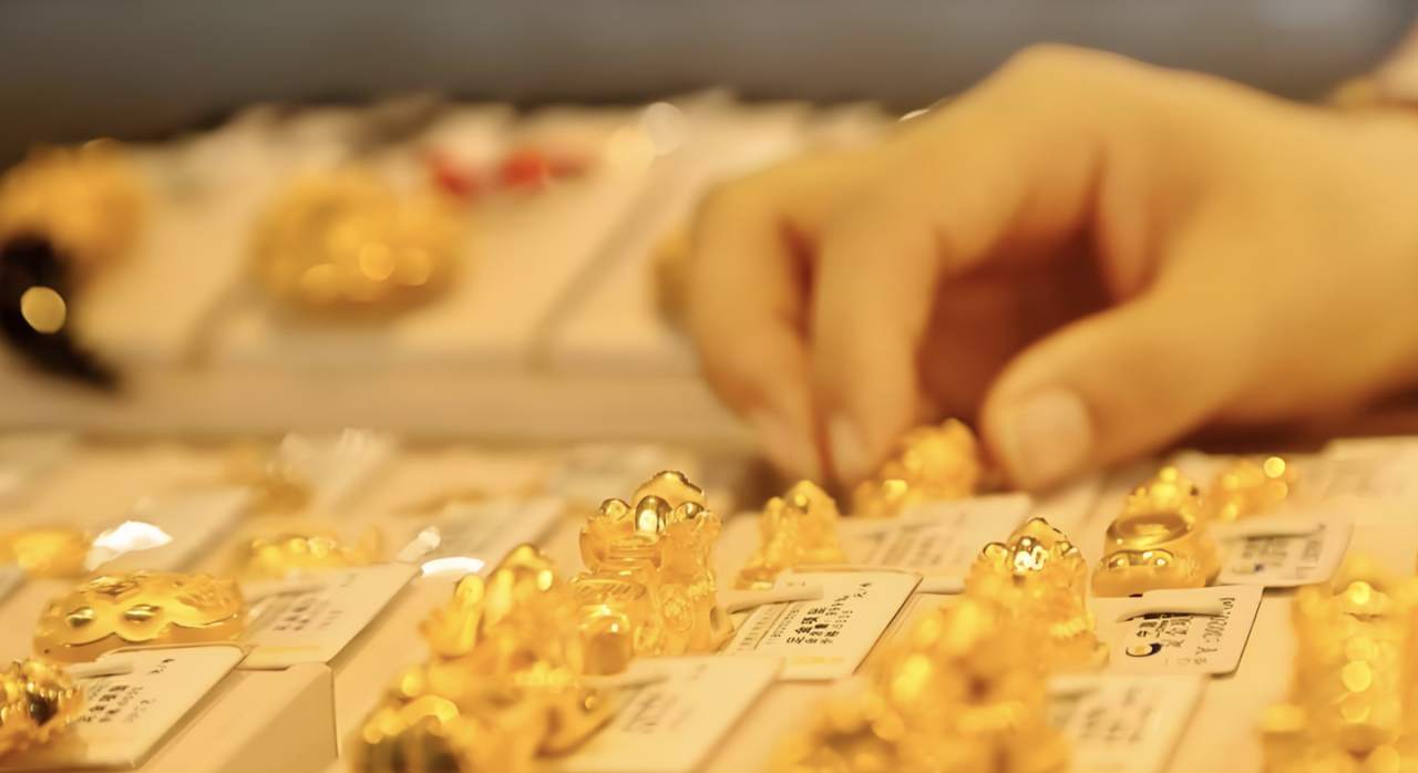 GMI分析：五一现货黄金暴跌背后：是机会还是陷阱？
