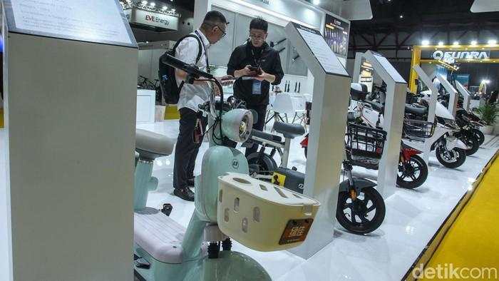 Lanjut Lagi! Beli Motor Listrik Bakal Dapat Subsidi Rp 7 Juta