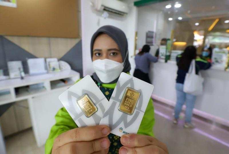 Harga Emas Antam (ANTM) Hari Ini Turun Lagi Jadi Rp1.902.000 per Gram