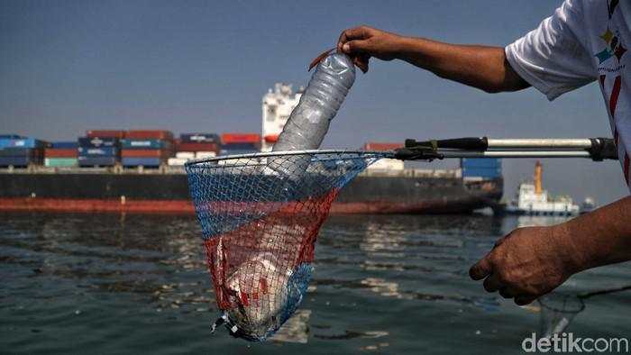 RI Targetkan Bebas Plastik 2040, Bisa Tercapai?