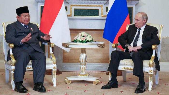 Bertemu Prabowo, Putin Puji Perdagangan RI-Rusia Meningkat