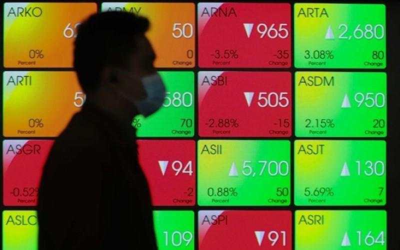 IHSG Lanjutkan Tren Pelemahan, Berpotensi Turun ke Bawah 7.000