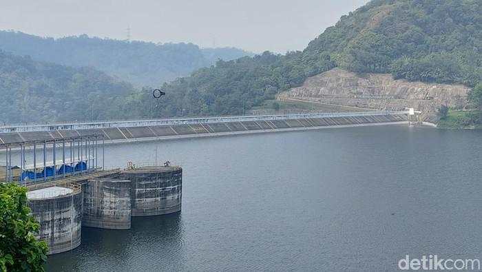 Trenggono Sebut Ikan di Waduk Cirata Mengandung Merkuri, Tak Layak Dikonsumsi