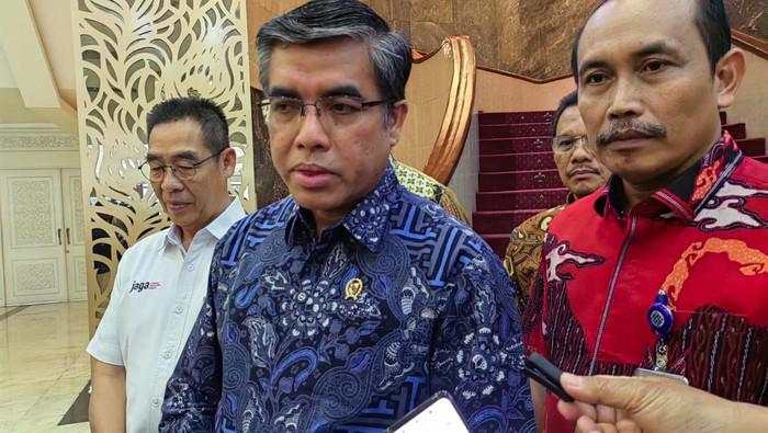 Menaker Buka Suara soal TikTok Shop Mau PHK Ratusan Karyawan