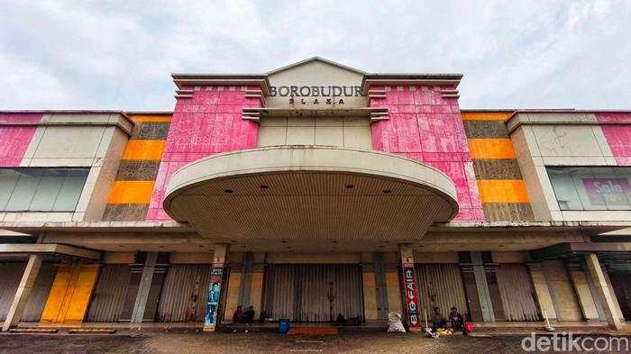Mal Legendaris di Bekasi Cuma Buka Setahun Sekali