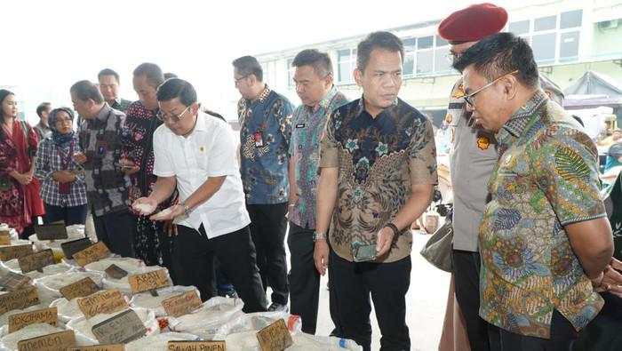 Bos Badan Pangan Cek Lapangan Beras Mahal & Langka, Ini Hasilnya