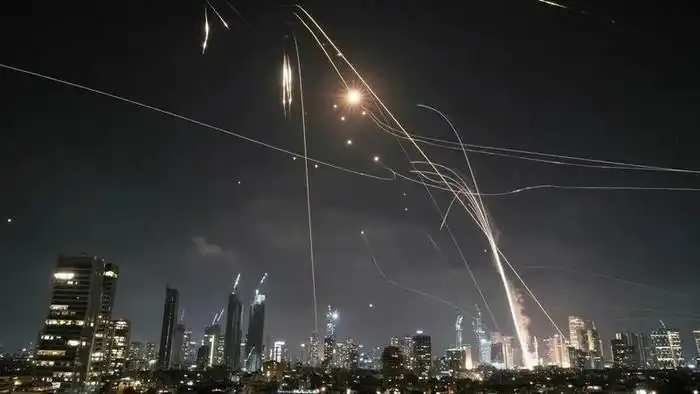 Adu Kuat Ekonomi Iran Vs Israel, Siapa Pemenangnya?