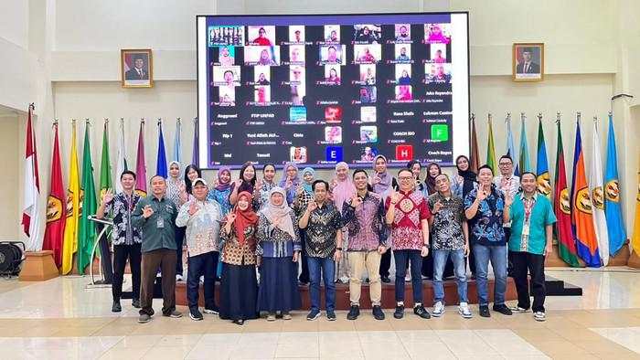 Alfamart & Unpad Kolaborasi Kembangkan Potensi Store Owner Alfamind