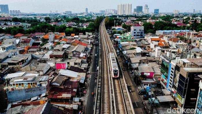 Tarif LRT Jakarta Cuma Rp 1 di Tanggal Segini