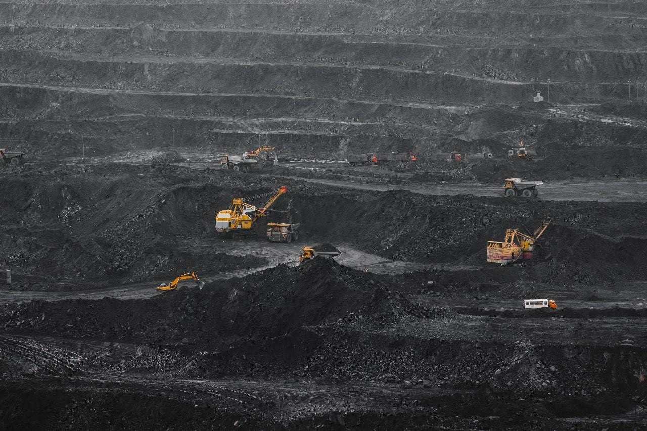 Mengintip Peluang di Saham Energi saat Pasar Masih Volatil