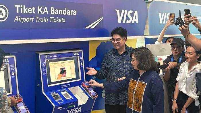 Sekarang Naik Kereta Bandara Bayarnya Bisa Sekali Tap Pakai Kartu Ini
