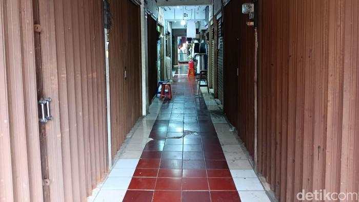 Dagangan Sepi, Pedagang Kranji: Sekarang Capek Duduk Doang
