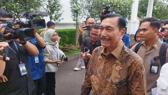 Luhut Rayu Pengusaha Belanda buat Investasi di Kawasan Danau Toba