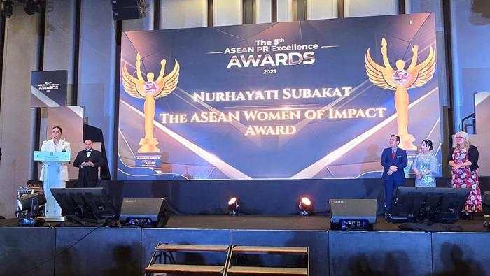 Founder Paragon Nurhayati Subakat Raih ASEAN Women of Impact Award 2025