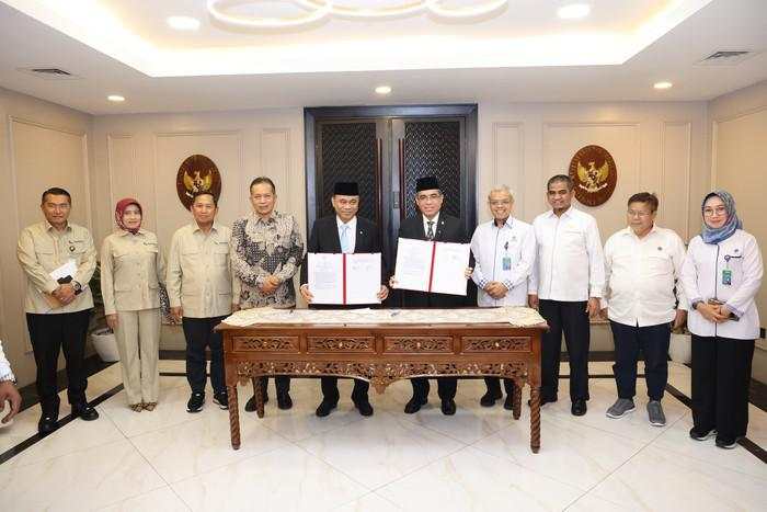 Ciptakan 2 Juta Lapangan Kerja, Kemnaker-Kemenkop Bangun 80 Ribu Kopdes
