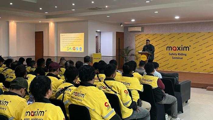 Bekali Driver Edukasi Inklusif, Maxim Gelar Seminar 'Maxim Safety Riding'
