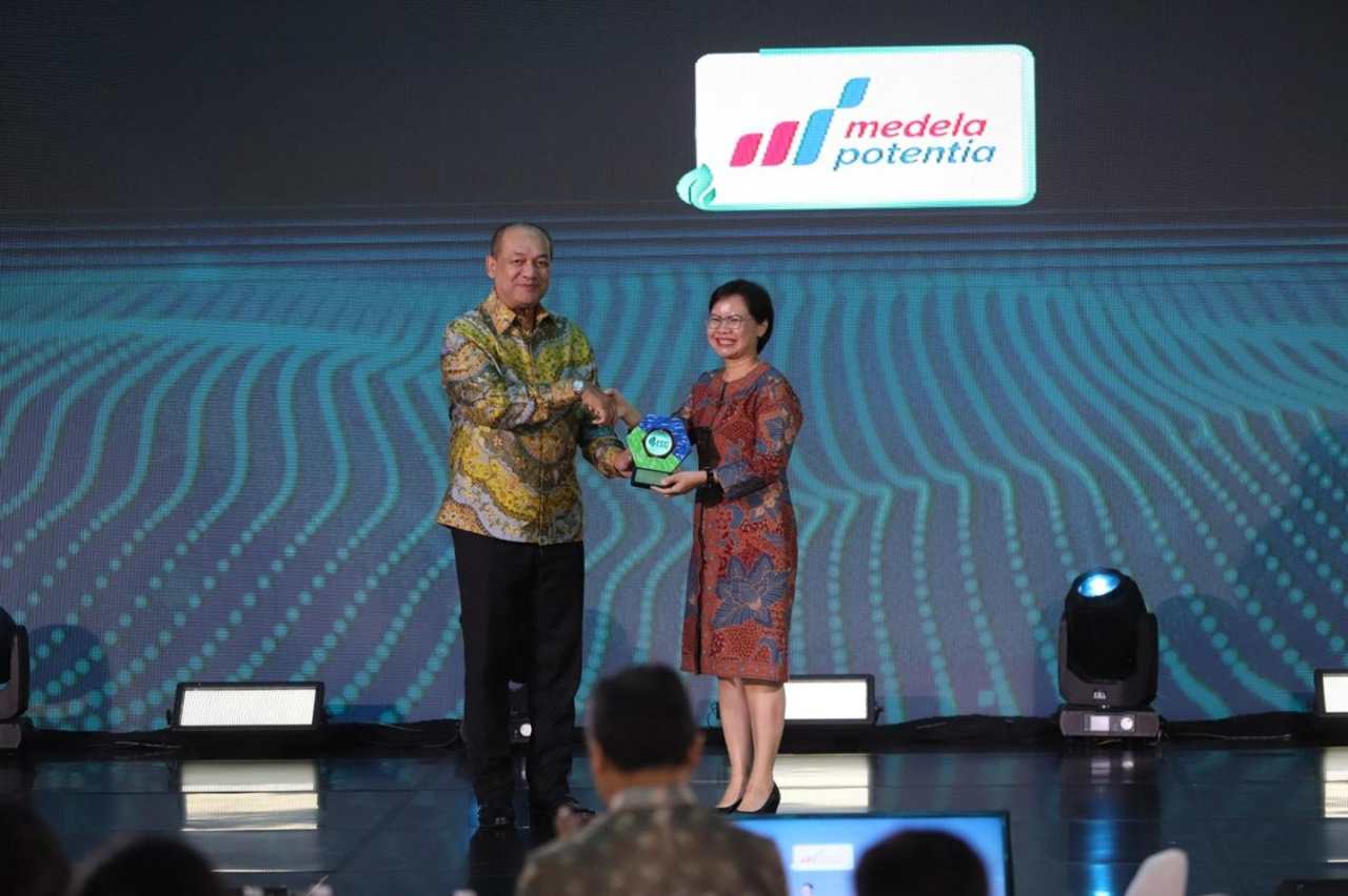 MDLA Raih IDX Channel Anugerah ESG 2025 atas Implementasi Armada Ramah Lingkungan