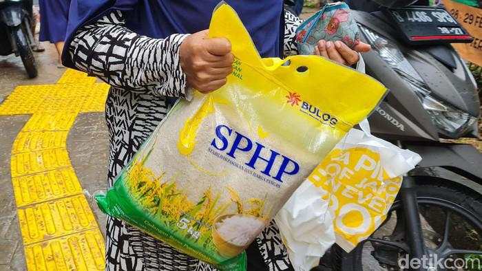 Bulog Mau Guyur 1,3 Juta Ton Beras SPHP, Maksimal Beli 10 Kg