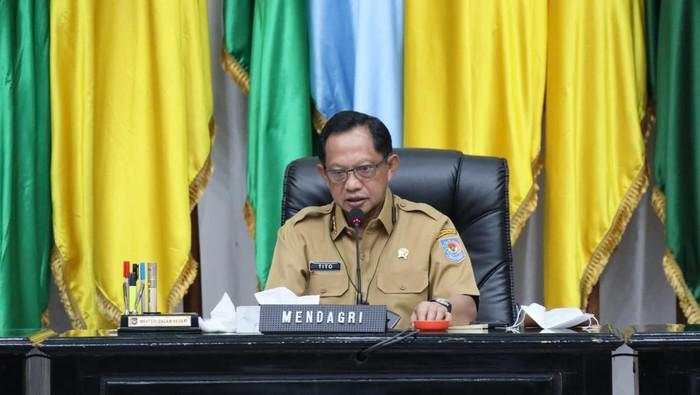 Tito Akui Orang Dalam Bisa Masuk BUMD: Boleh Asal Profesional