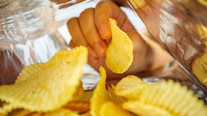 Snack Kemasan Mengandung Natrium Jadi Sasaran Cukai