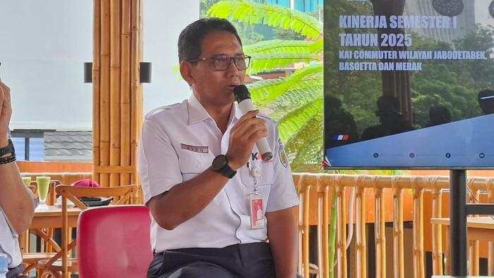KCI Bakal Tindak Tegas Pelaku yang Melempar Batu ke KRL di Bogor