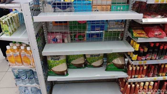 Kapan Beras di Alfamart cs Penuh Lagi? Begini Kata Bos Ritel