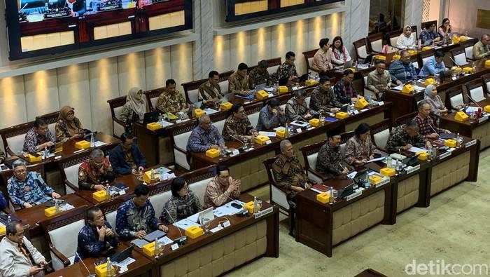 Sri Mulyani Bawa Kabar Buruk soal Industri Manufaktur Bisa Terpuruk