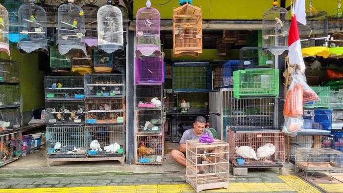 Pedagang Pasar Barito Dag Dig Dug: Utang Bank Menumpuk, Dagangan 'Kosong'