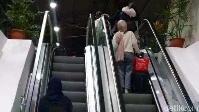 Di Mana Lokasi Eskalator Pertama di Indonesia? Ini Tempatnya