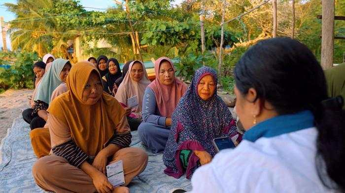 PNM Beri Literasi Keuangan-Reward Apresiasi bagi Nasabah PNM Mekaar