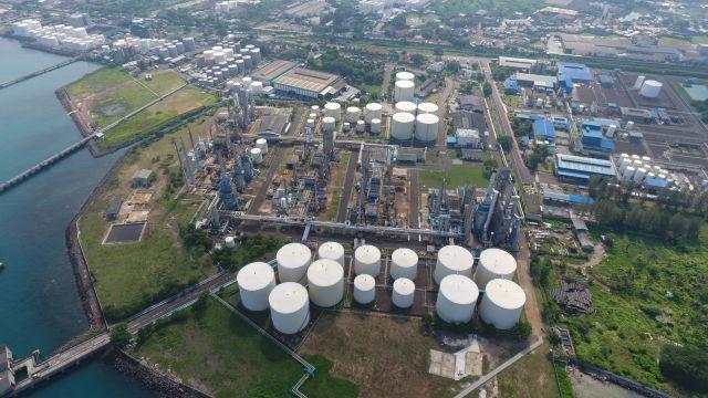 Perkuat Kendali, Emiten Kimia (UNIC) Tambah Modal Rp34,18 Miliar ke Petrocentral
