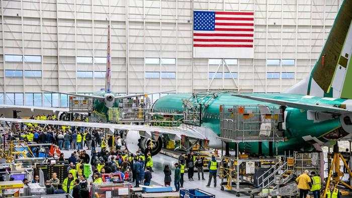 Boeing Terancam Mogok Massal, Pekerja Tolak Tawaran Bonus & Gaji Naik 20%