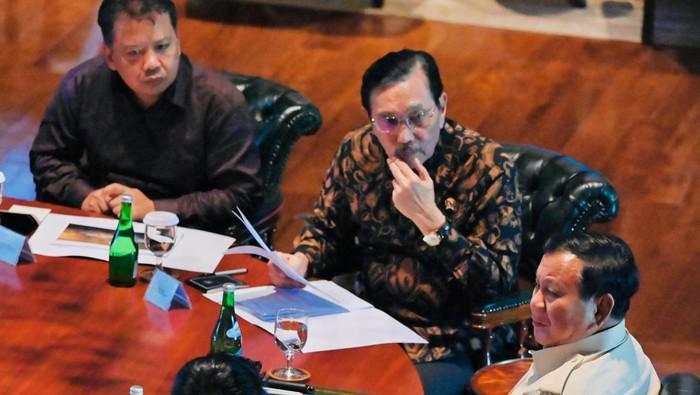 Prabowo Bahas Kondisi Ekonomi Terkini Bareng Luhut cs, Ini Hasilnya
