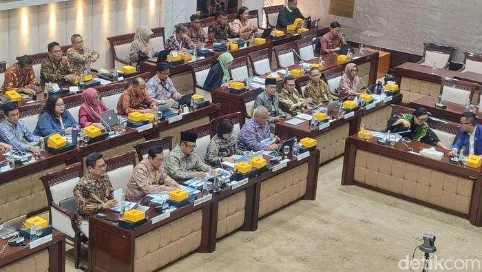 RI Mau Geber Pertumbuhan 6,3% Tahun Depan, Butuh Investasi Rp 8.297 T